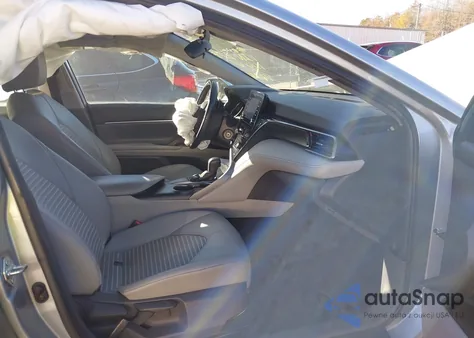 2021 Toyota Camry Se z USA, uszkodzony, nr VIN 4T1G11AK8MU402795